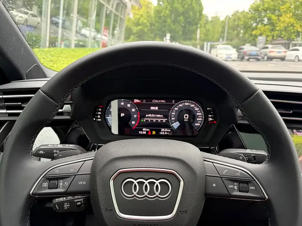 Audi A3 — фото 3