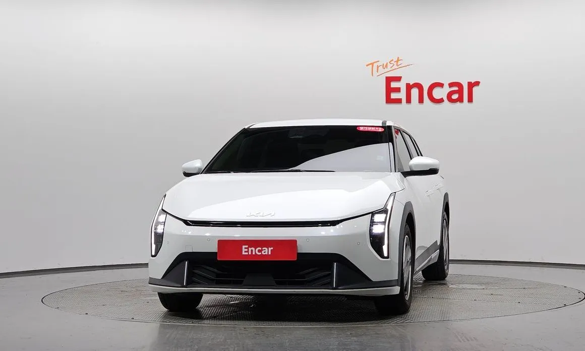 Kia EV4 — фото 4