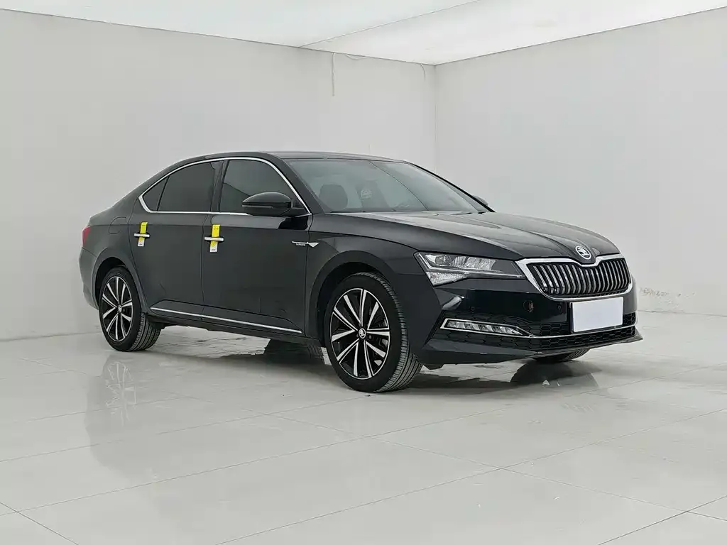 Skoda Superb 2024 из CN, фото 6