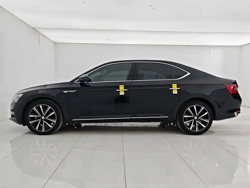 Skoda Superb 2024 из CN, фото 4