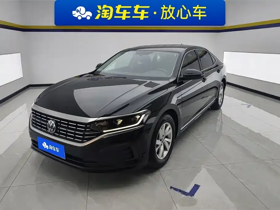 Volkswagen Passat — фото 1
