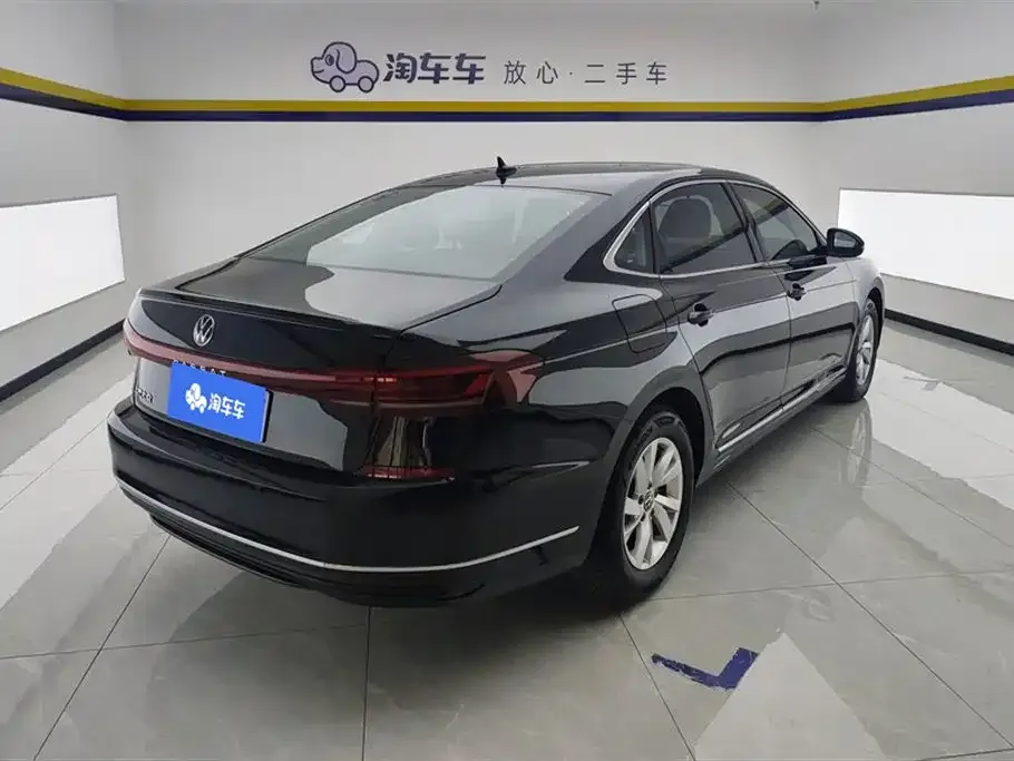 Volkswagen Passat — фото 7