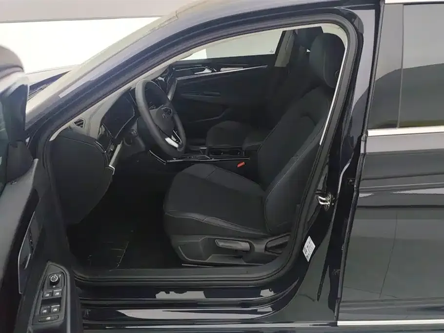 Volkswagen Passat — фото 5