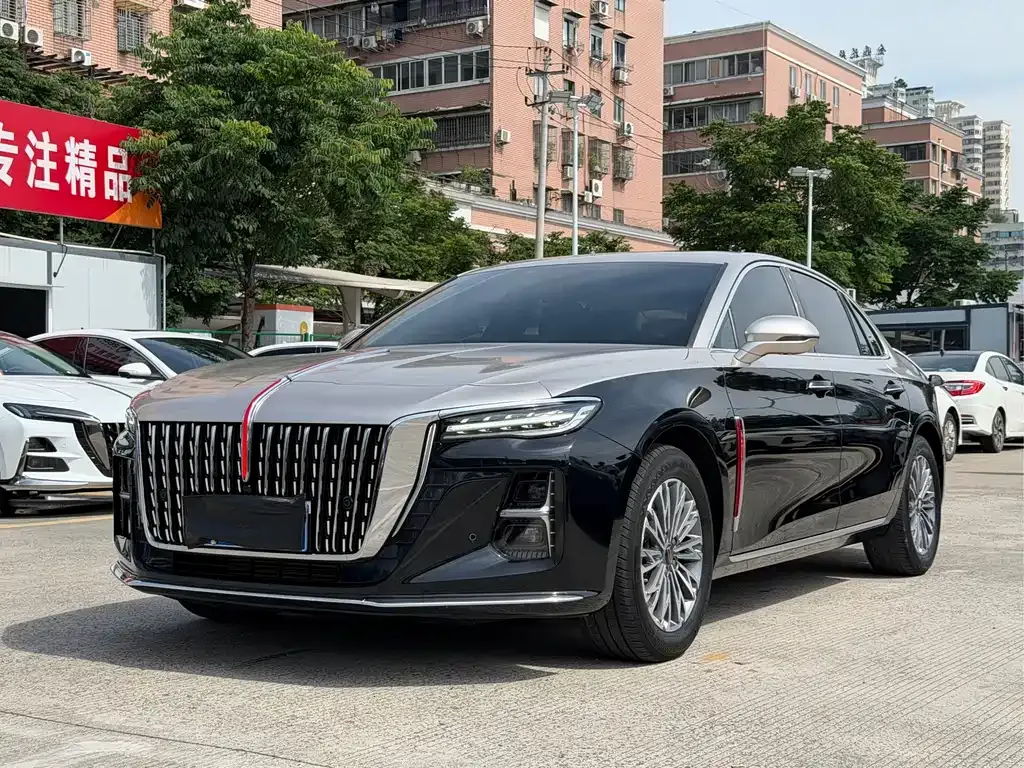 Hongqi H5 — фото 1