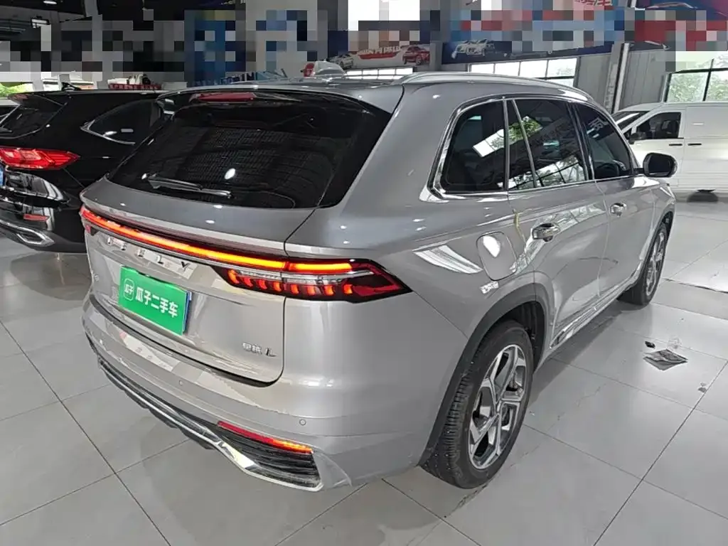 Geely Xingyue L — фото 8
