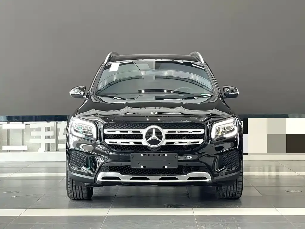 Mercedes-Benz GLB — фото 8
