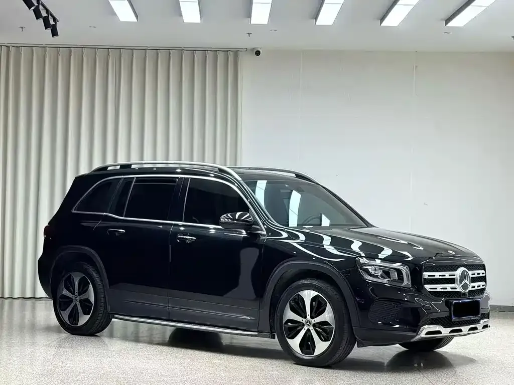Mercedes-Benz GLB — фото 4