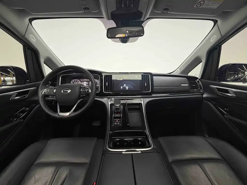 GAC Motor Trumpchi M8 — фото 10
