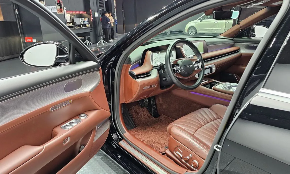 Genesis G90 — фото 10