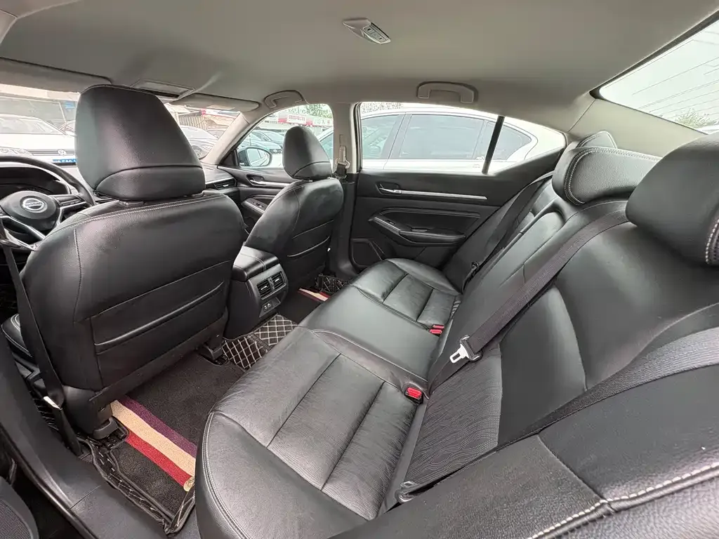 Nissan Teana 2022 из CN, фото 2