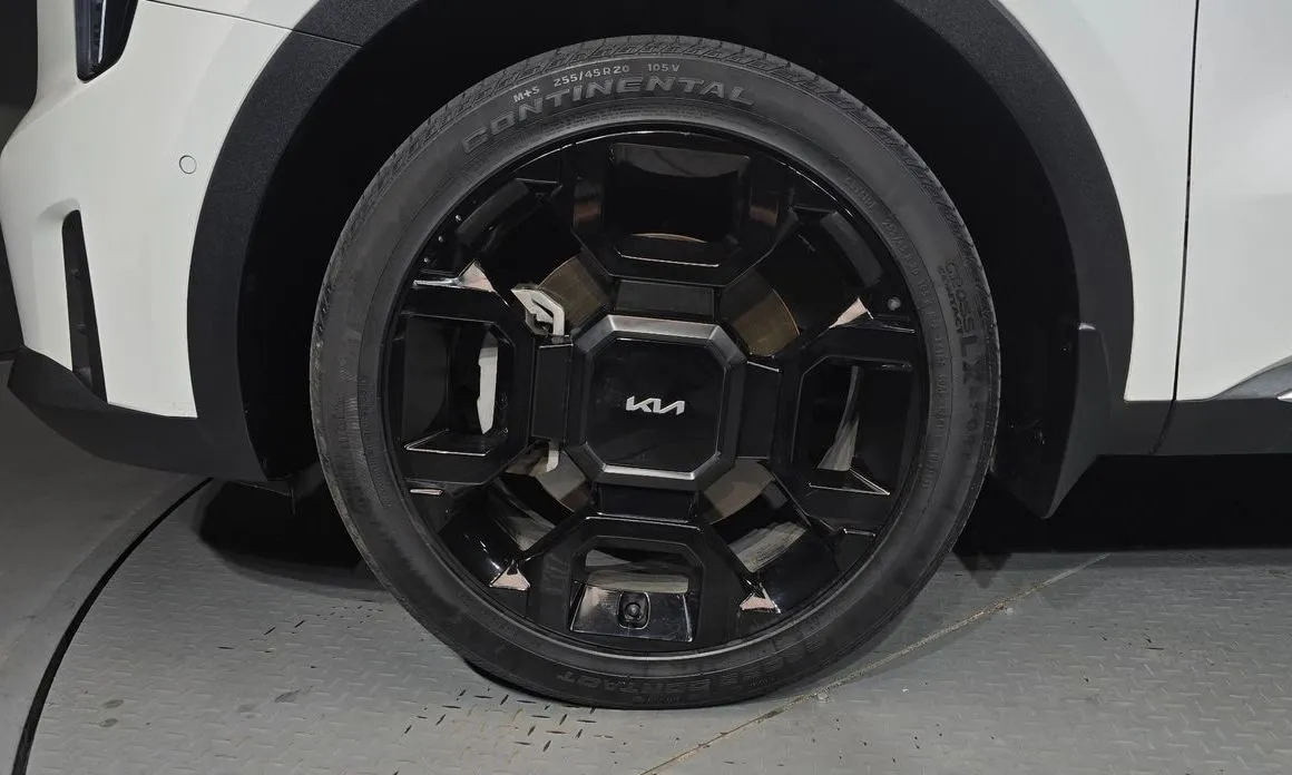 Kia Sorento — фото 3
