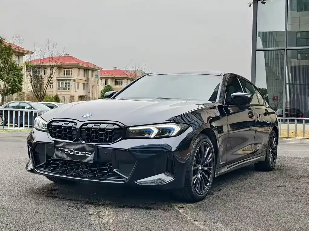 BMW 3 Series — фото 1