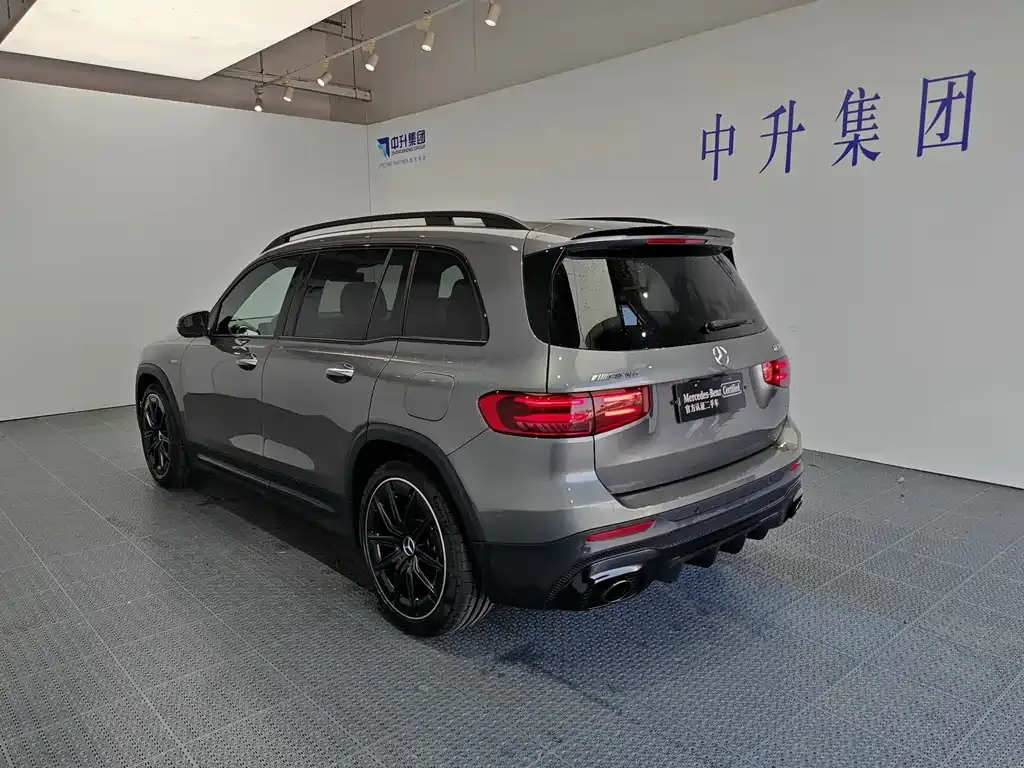 Mercedes-Benz GLB AMG — фото 9