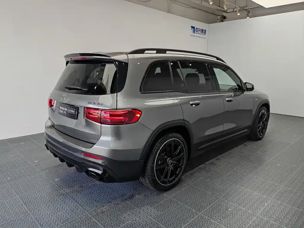 Mercedes-Benz GLB AMG — фото 7