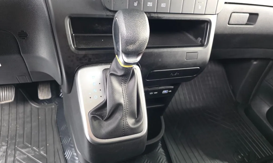 Hyundai Staria — фото 9