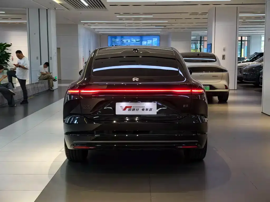 NIO EC6 — фото 9