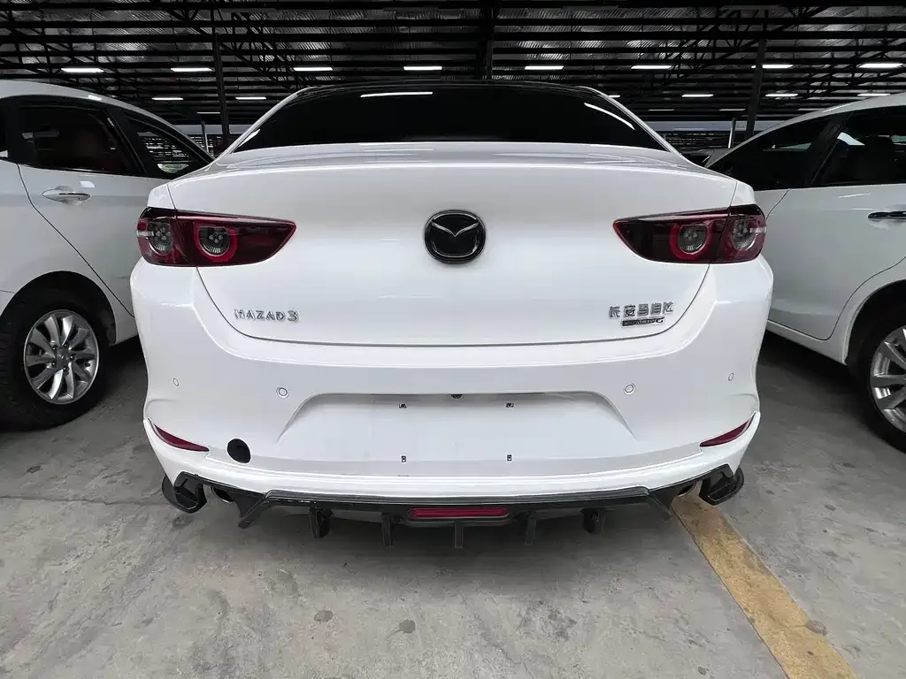 Mazda 3 Axela — фото 10