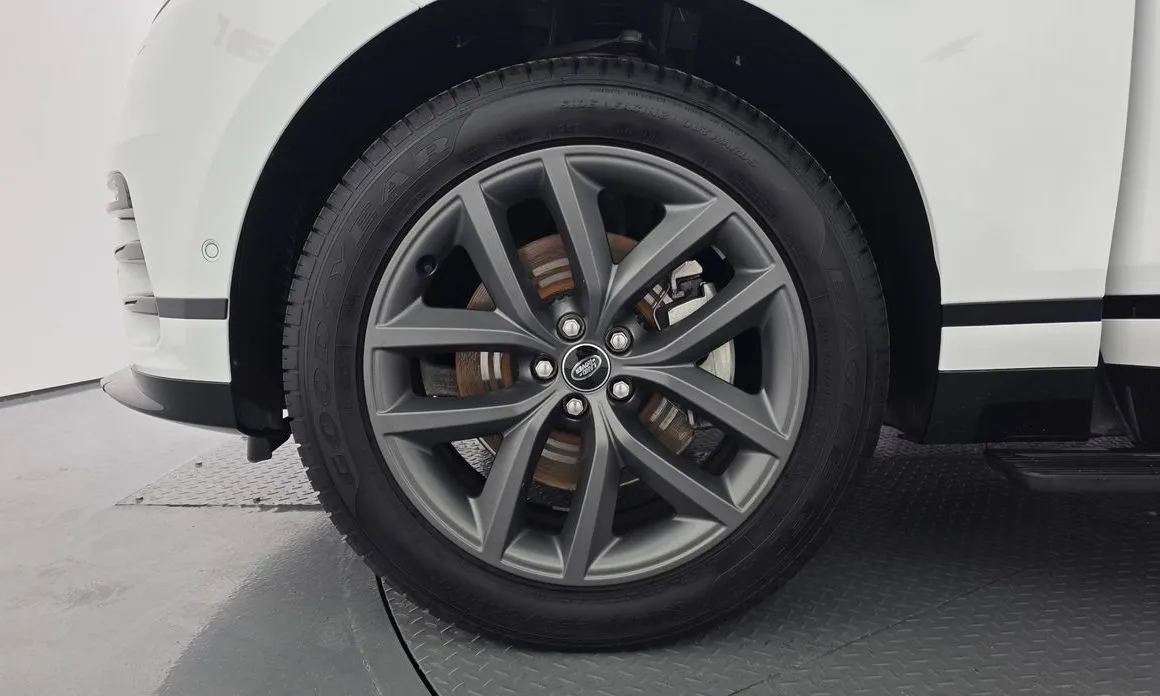 Land Rover Range Rover Velar 2026 из KR, фото 3