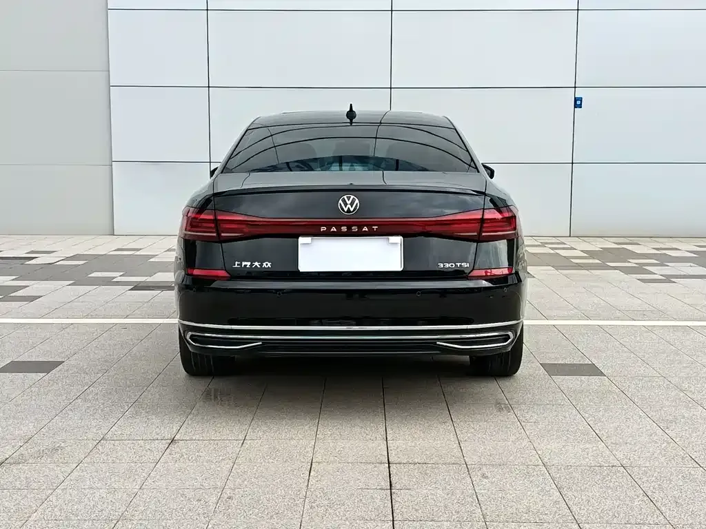 Volkswagen Passat — фото 4