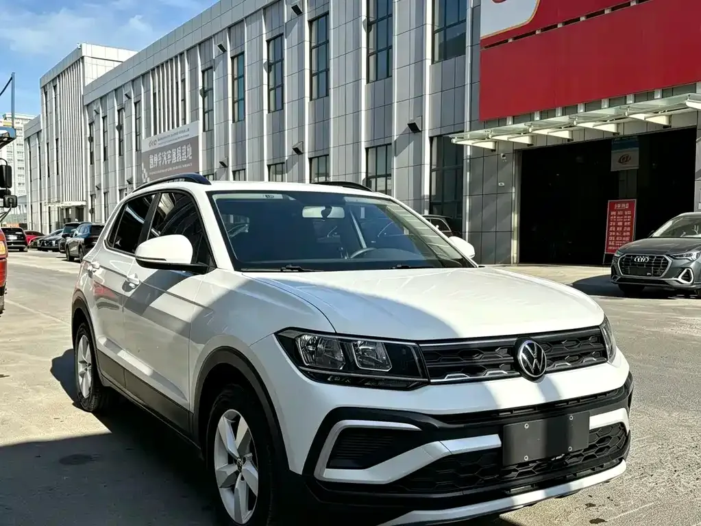 Volkswagen T-Cross — фото 6
