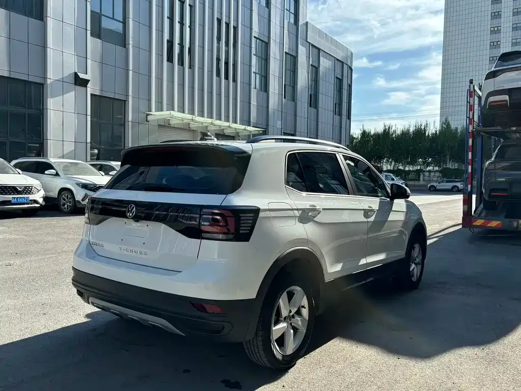 Volkswagen T-Cross — фото 3
