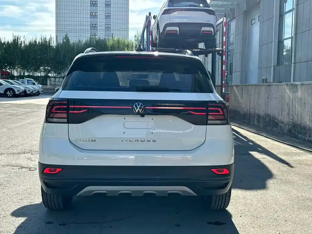 Volkswagen T-Cross — фото 7