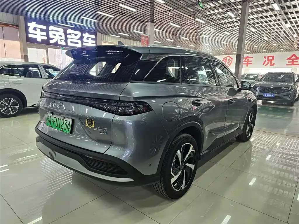 BYD Seal 05 DM-i — фото 5