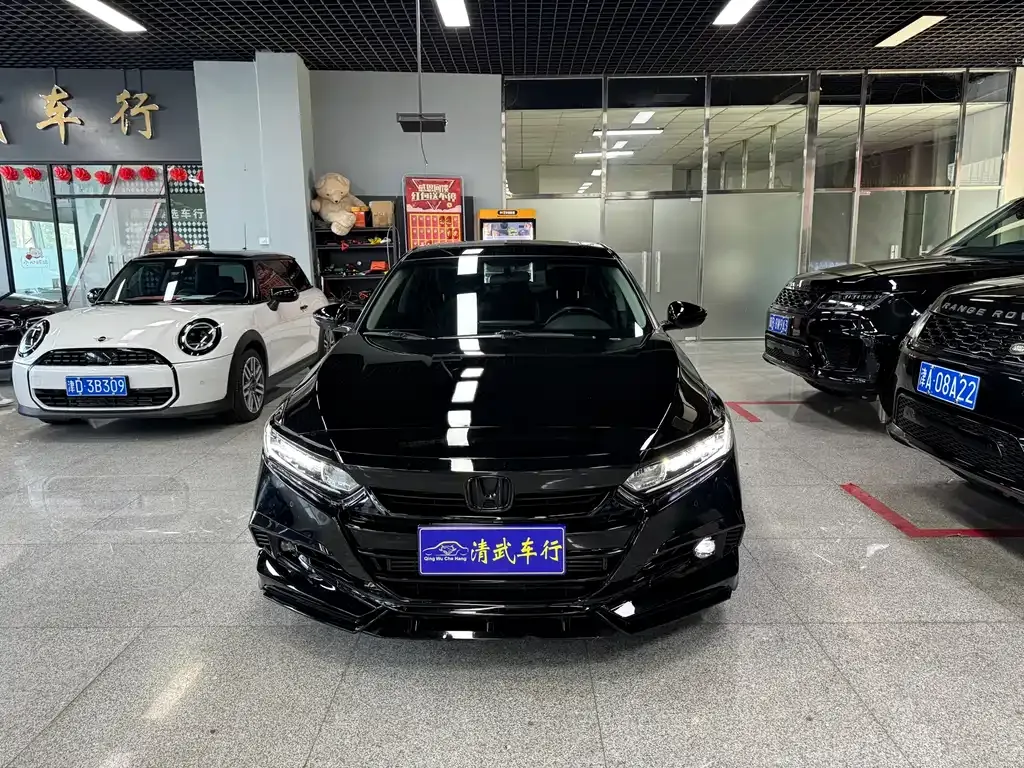 Honda Accord — фото 9