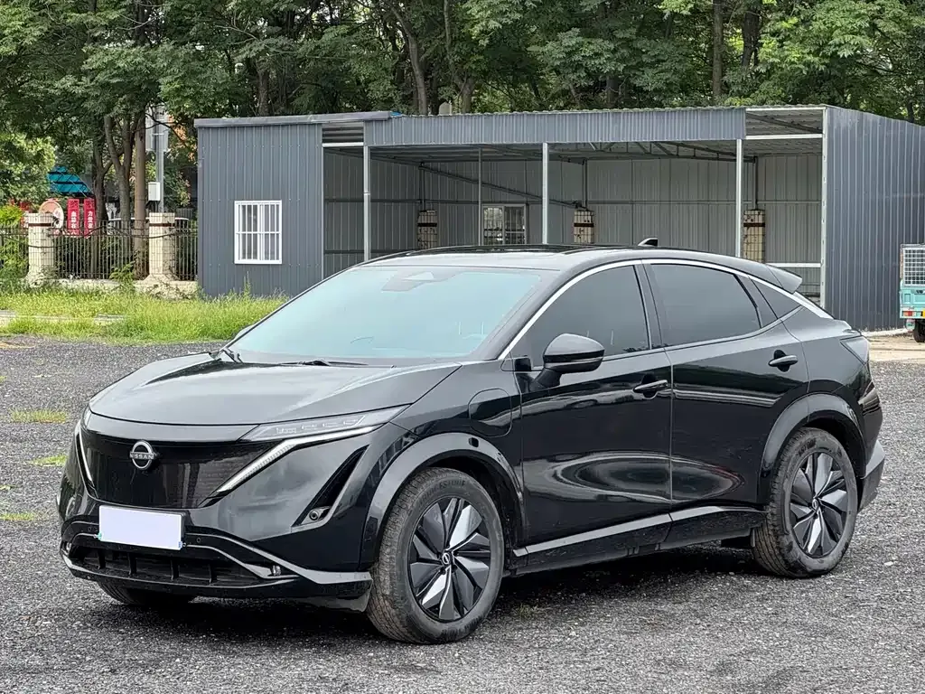 Nissan Ariya — фото 1