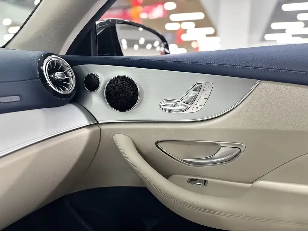 Mercedes-Benz E-Class (Import) — фото 4