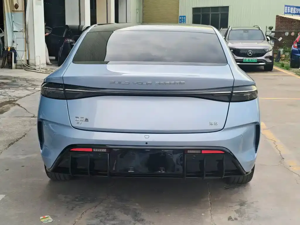 BYD Seal — фото 7