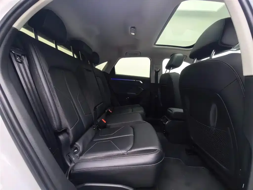 Audi Q3 Sportback — фото 8