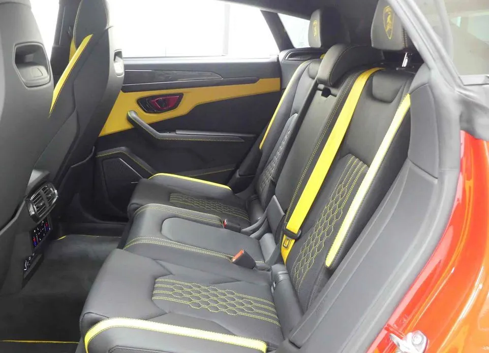 Lamborghini Urus 2025 из KR, фото 2