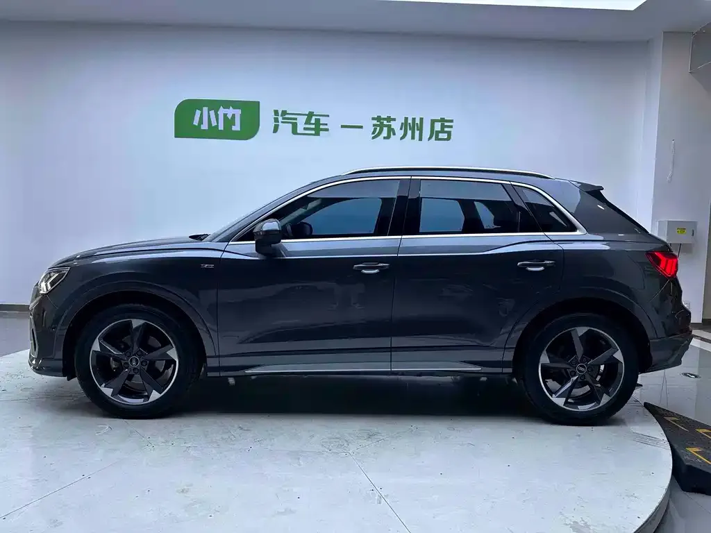 Audi Q3 — фото 5