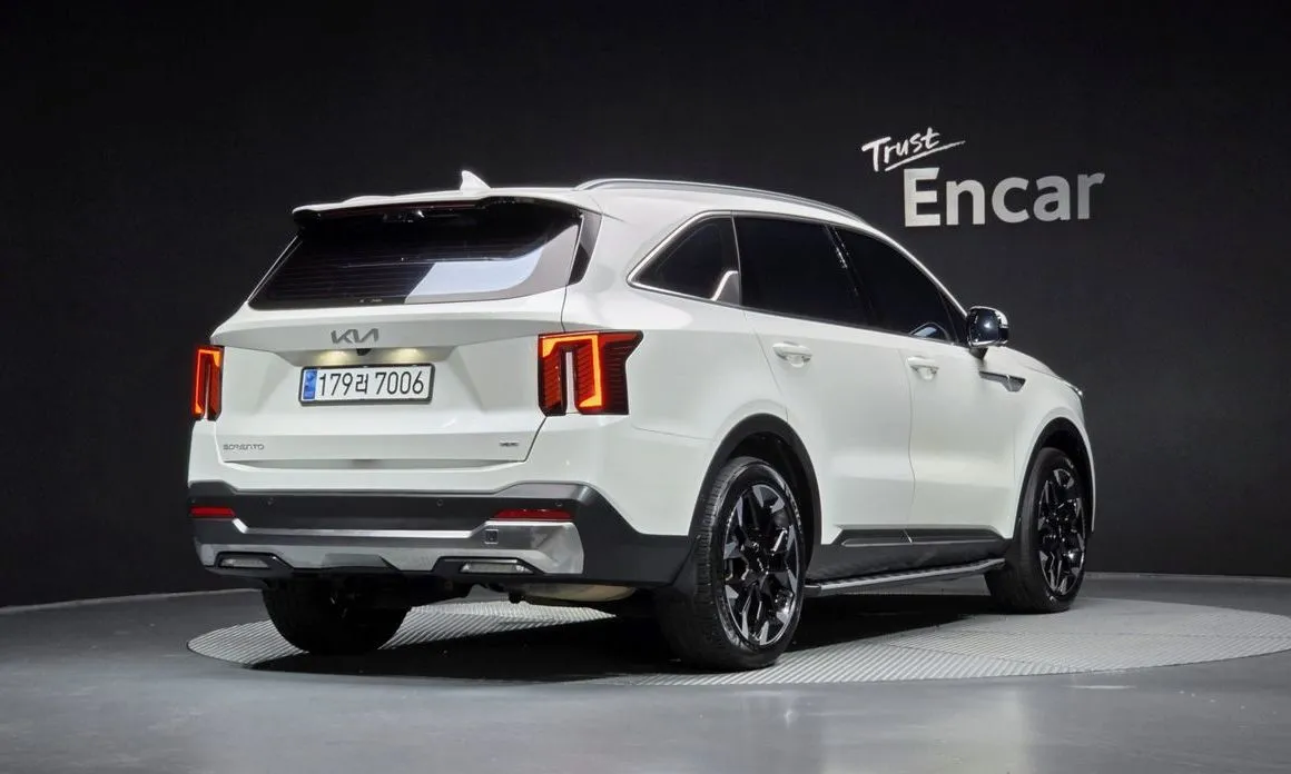 Kia Sorento — фото 3
