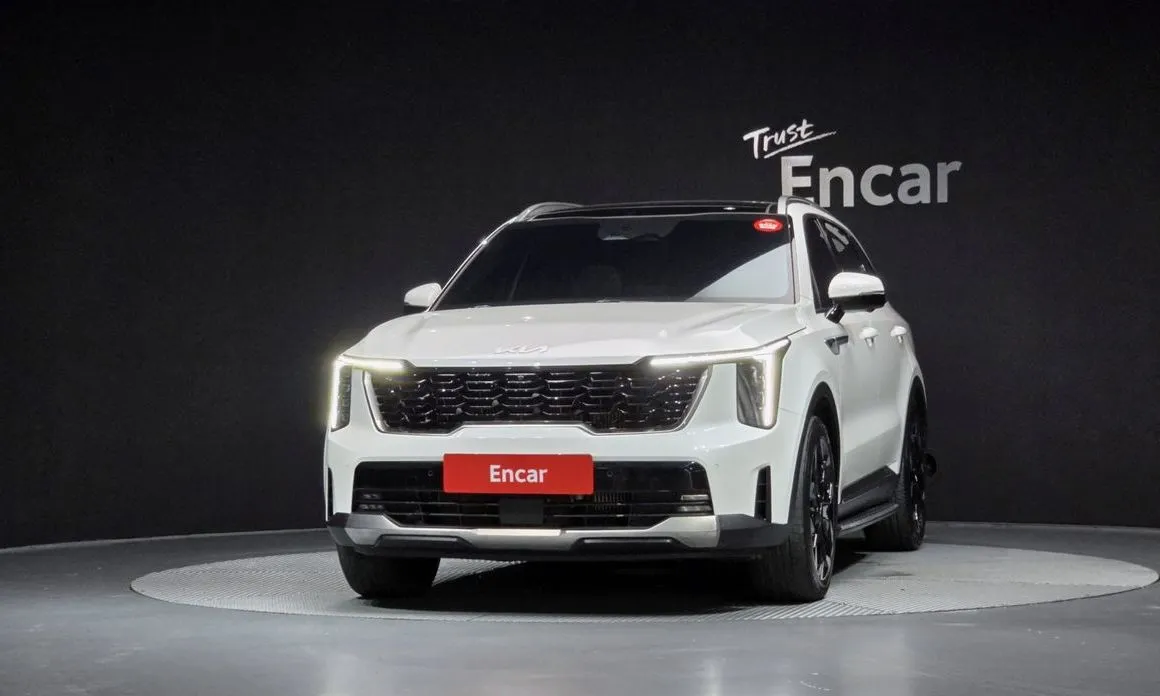 Kia Sorento — фото 9