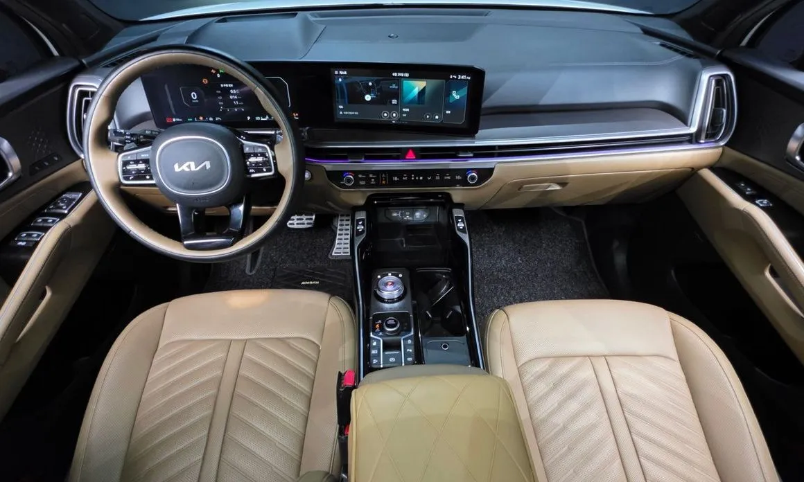 Kia Sorento — фото 7