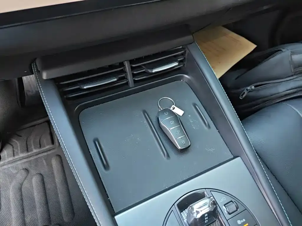 BYD Seal 06 — фото 10