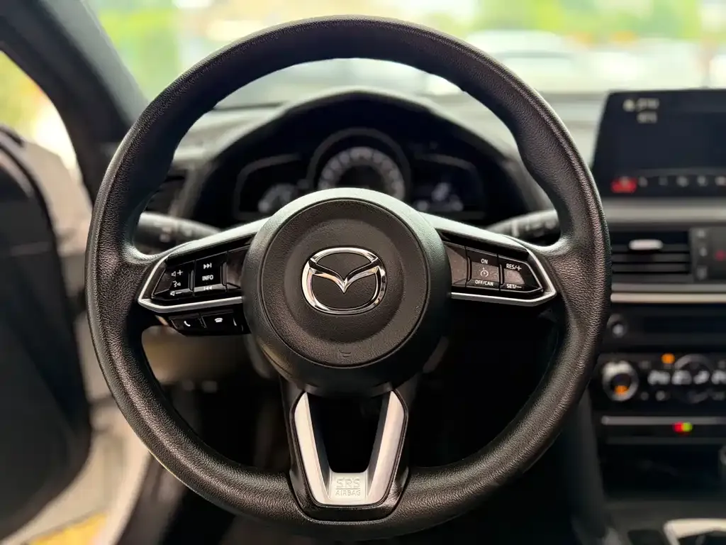 Mazda CX-4 — фото 6