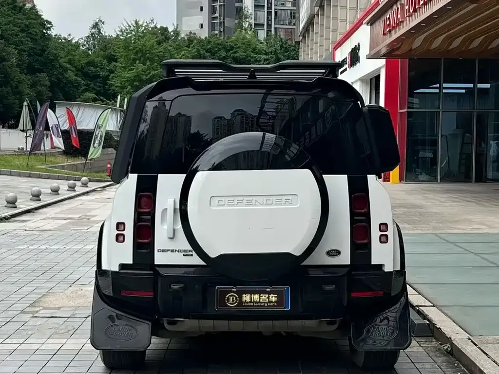 Land Rover Defender — фото 4