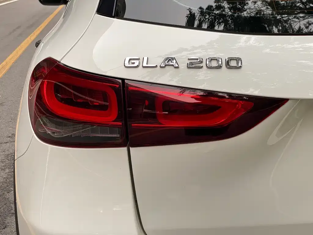 Mercedes-Benz GLA — фото 4