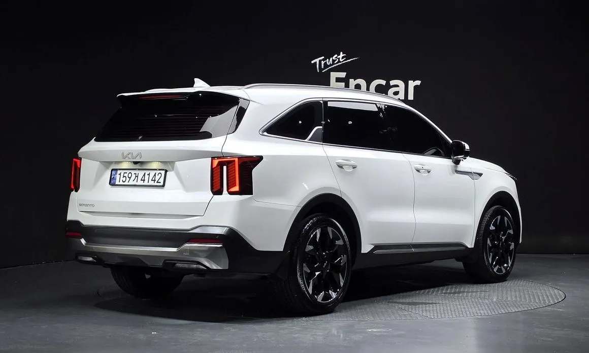 Kia Sorento — фото 4