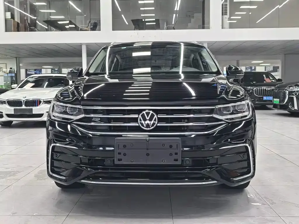 Volkswagen Tiguan X — фото 2