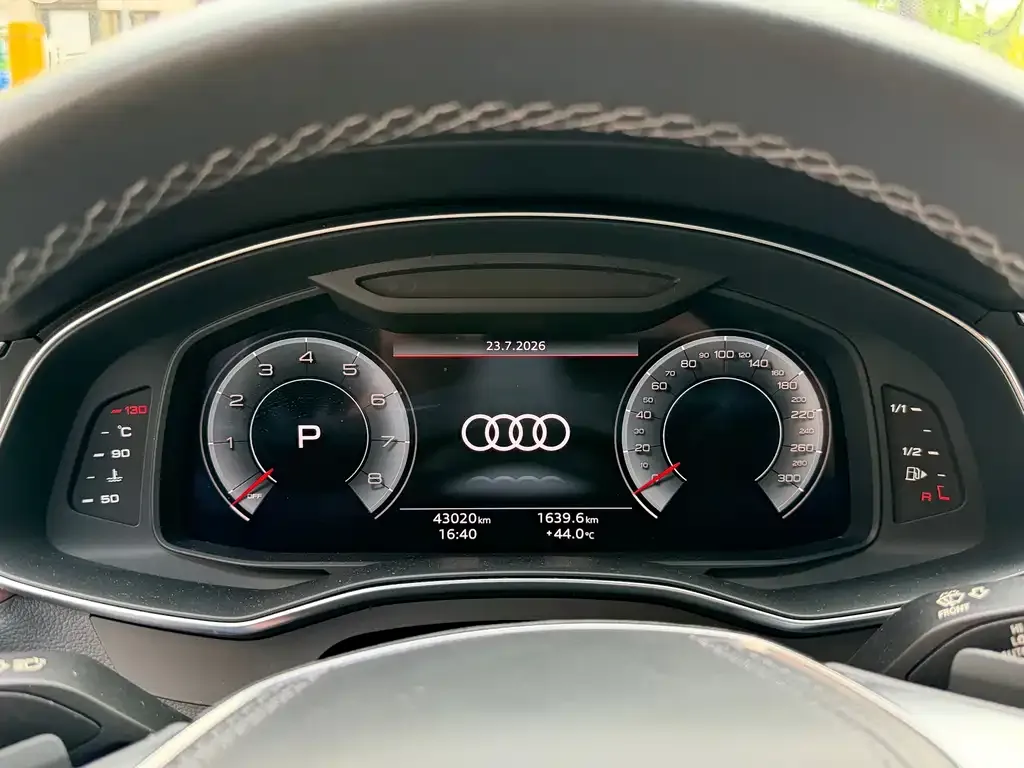 Audi A6L — фото 7