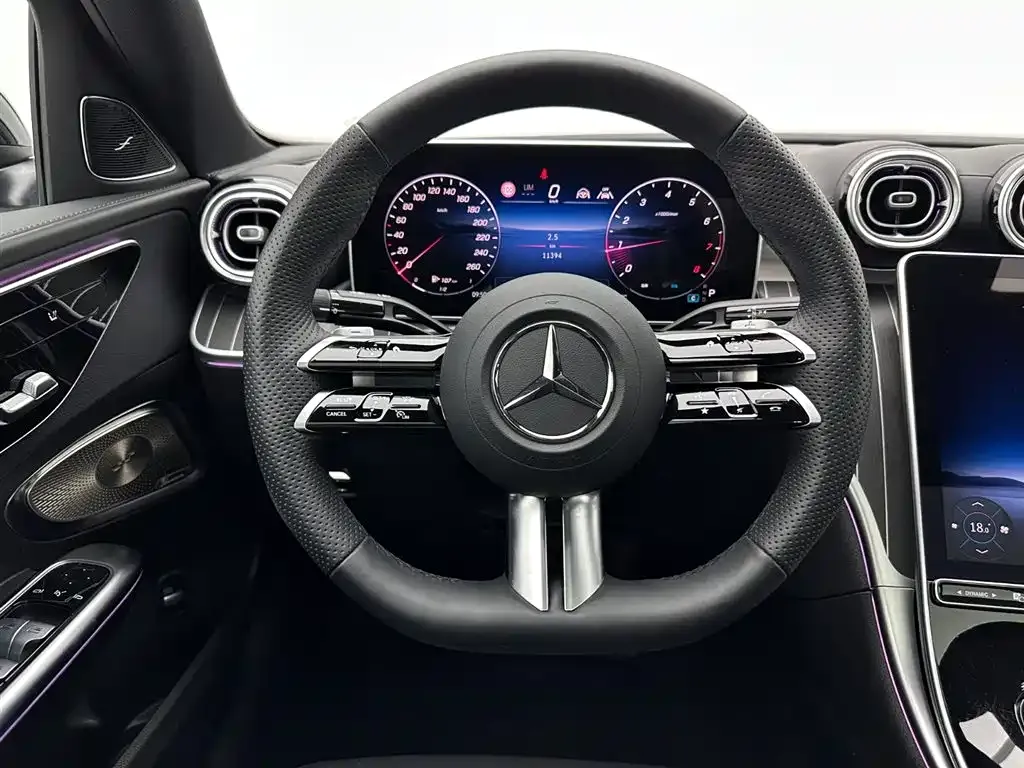 Mercedes-Benz C-Class — фото 10