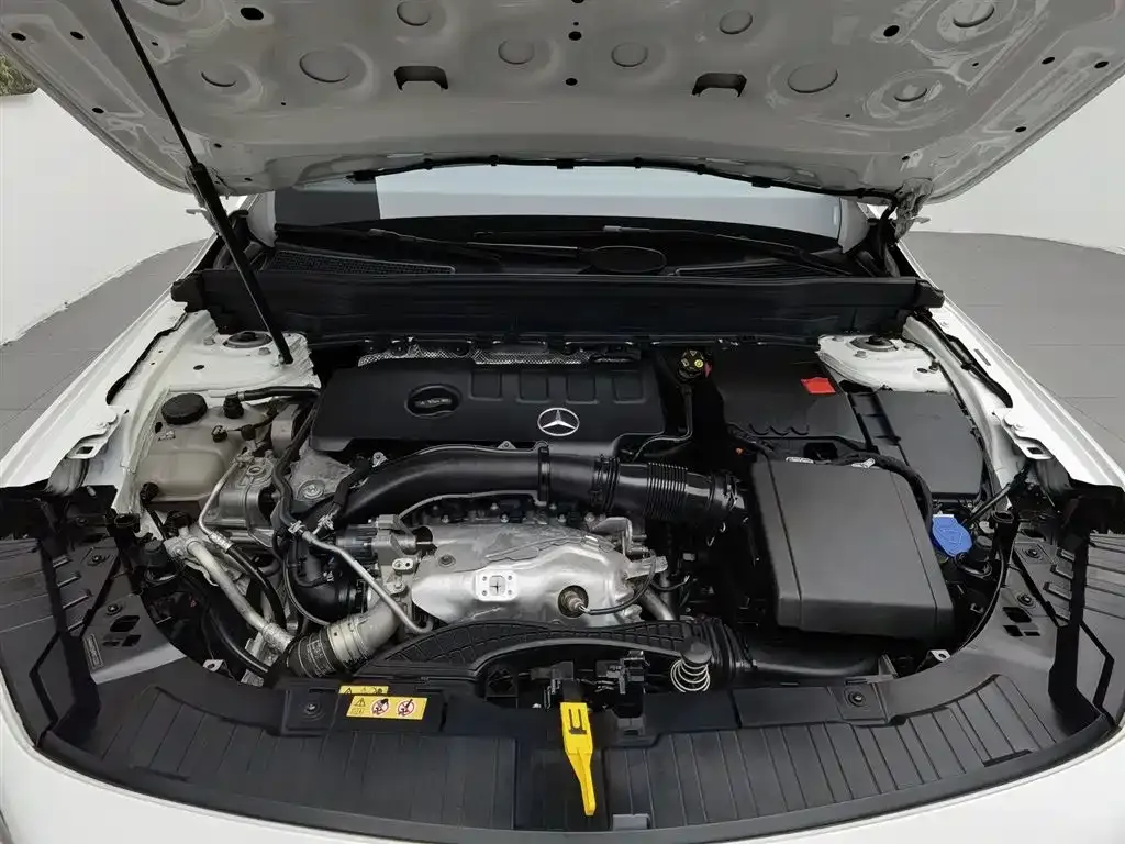 Mercedes-Benz GLB 2023 из CN, фото 7