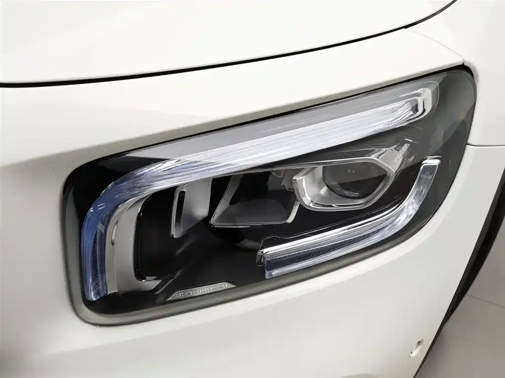 Mercedes-Benz GLB 2023 из CN, фото 9