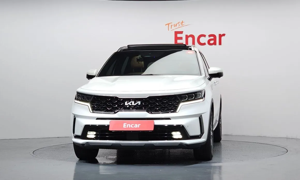 Kia Sorento — фото 9
