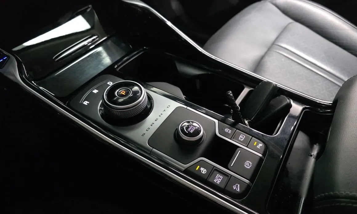 Kia Sorento — фото 3