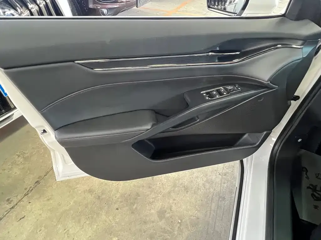 Ford Mondeo 2024 из CN, фото 8